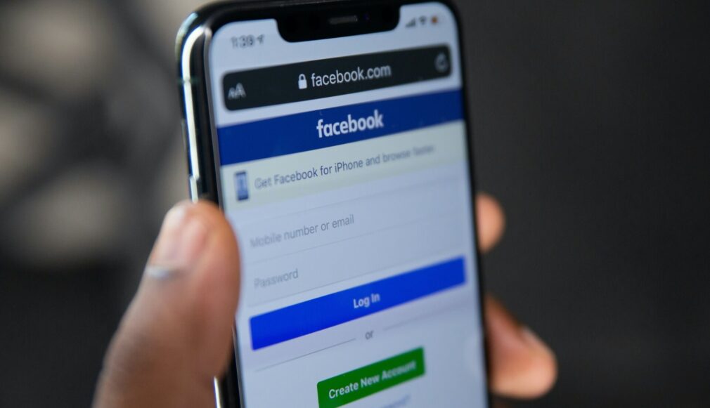 jak odzyskać konto na facebooku przez aplikację