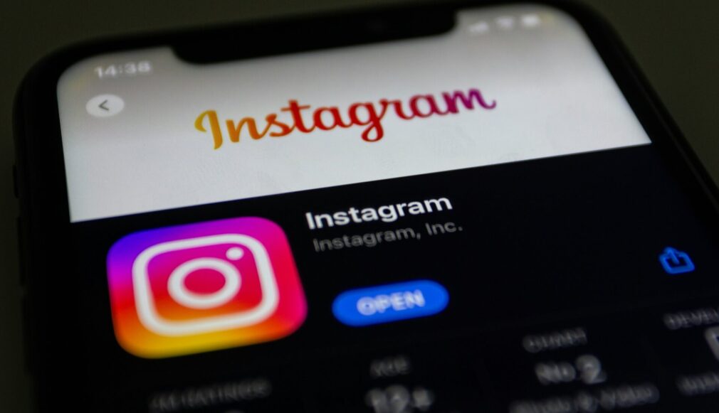 jak usunąć konto na Instagramie szybko