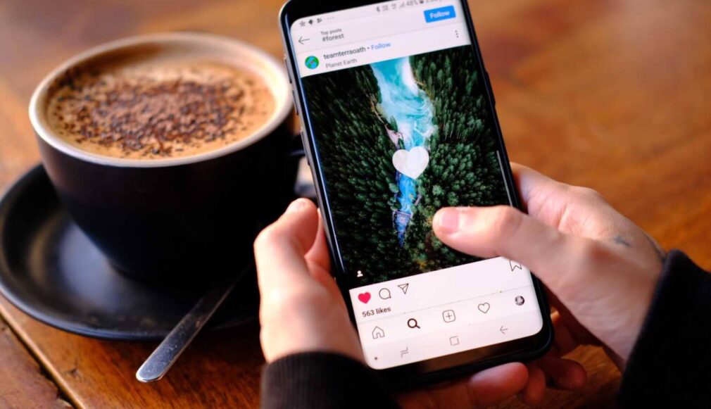 Jak napisać dobry opis do zdjęcia na Instagramie? Porady i wskazówki