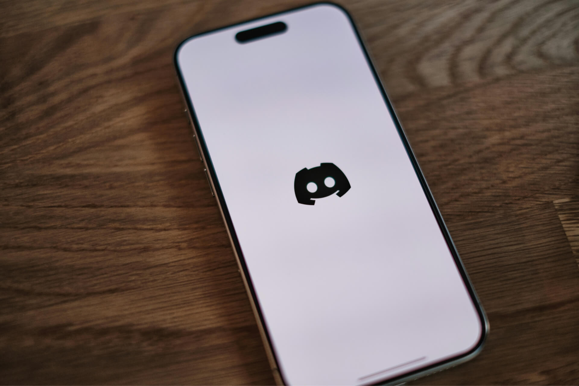 Discord – co to za platforma, jak działa i czy jest bezpieczna?